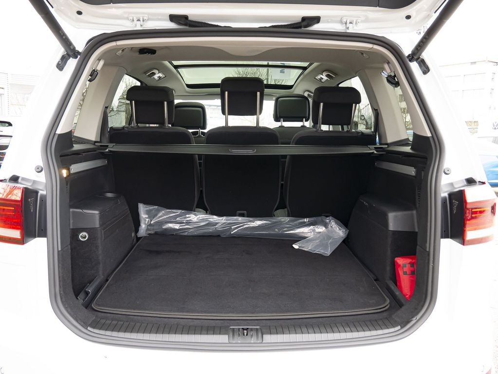 Volkswagen Touran 2023