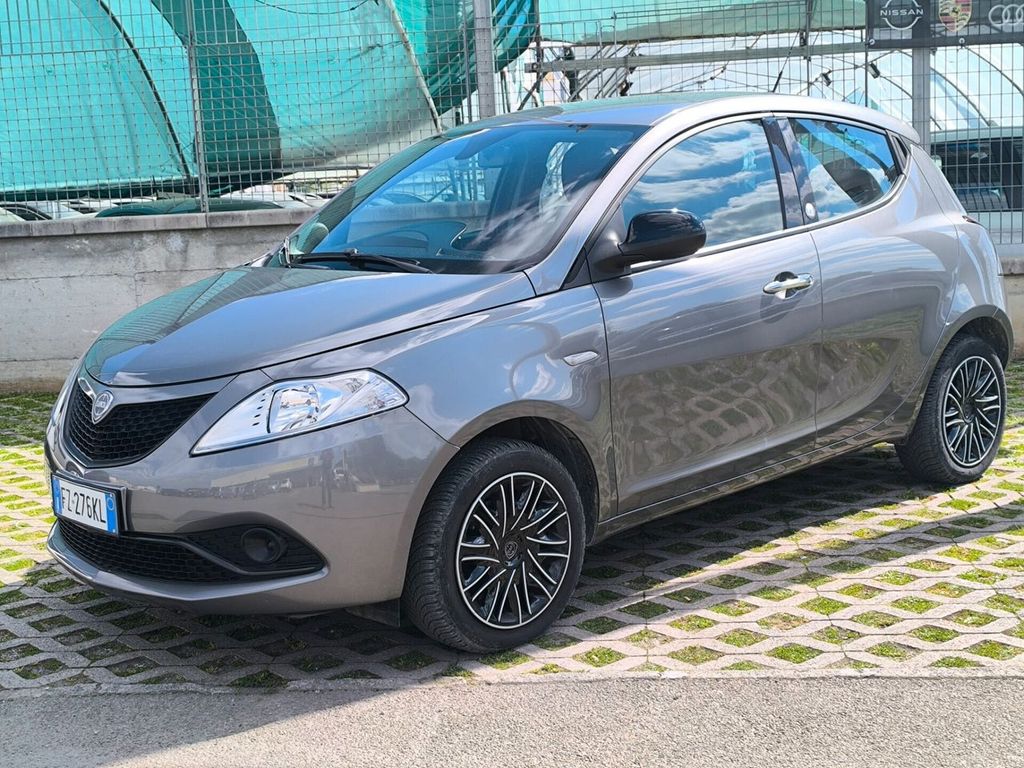 Lancia Ypsilon 2019