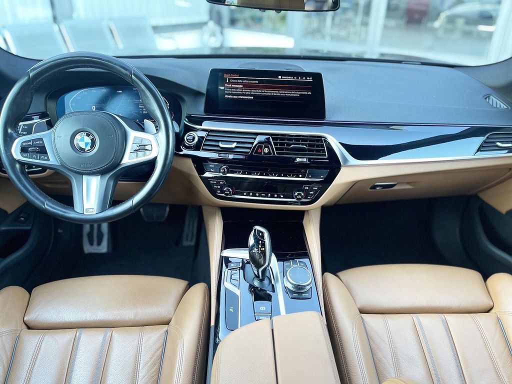 BMW 520 2021