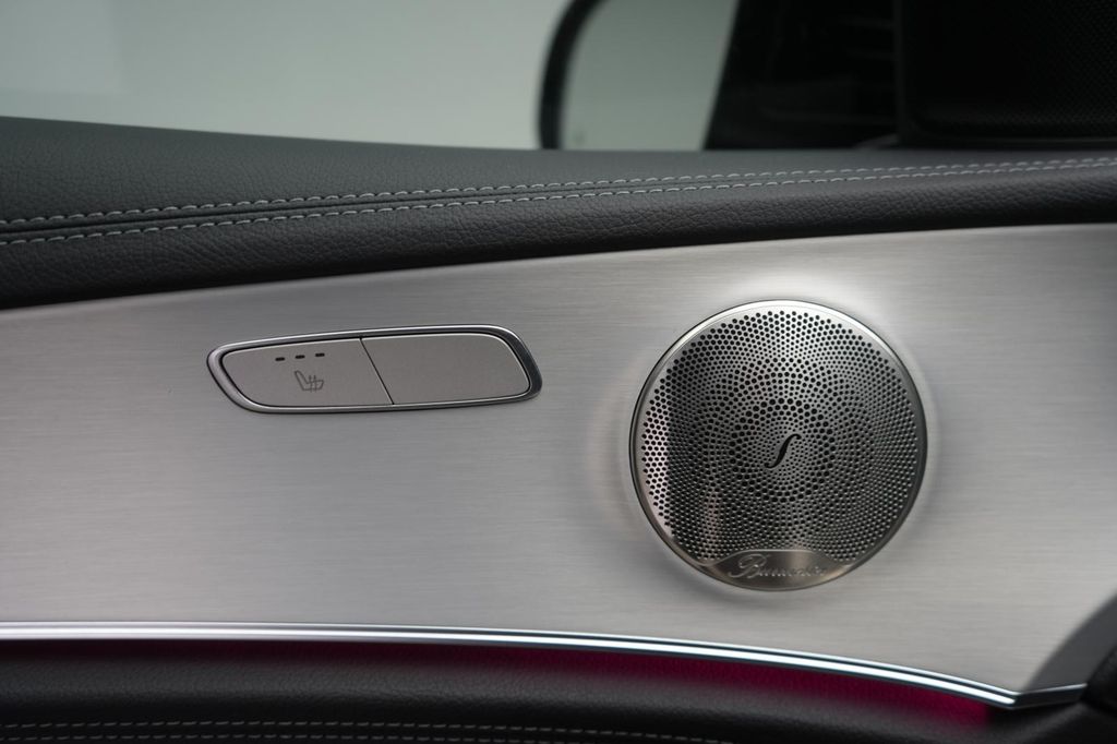 Mercedes-Benz E 300 2022