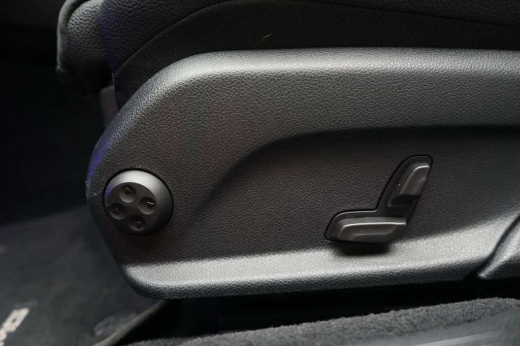 Mercedes-Benz E 300 2022