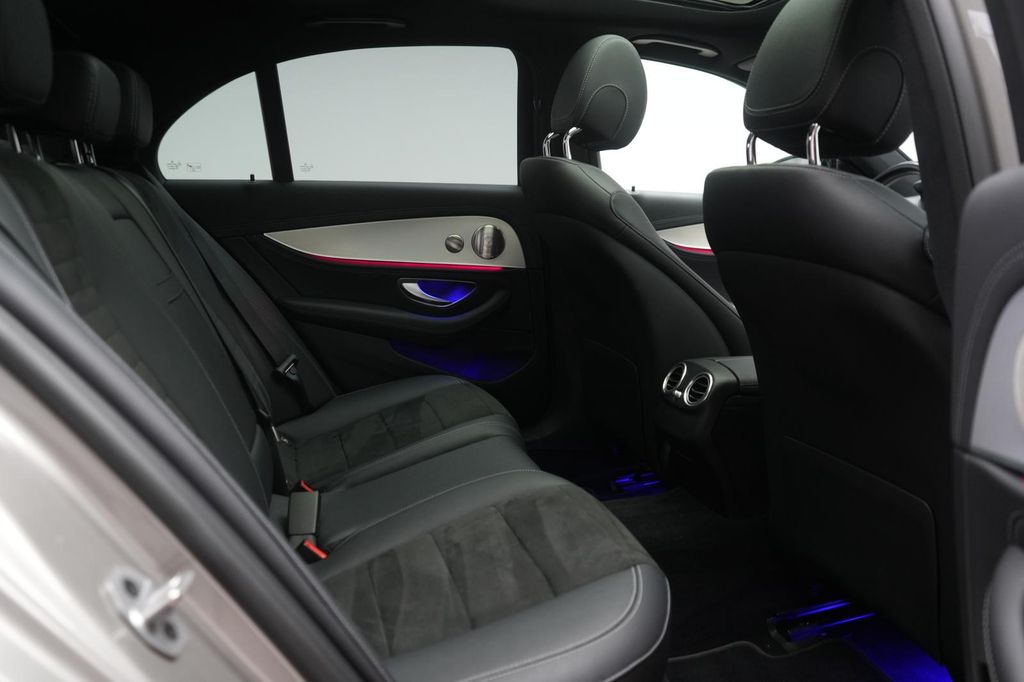 Mercedes-Benz E 300 2022