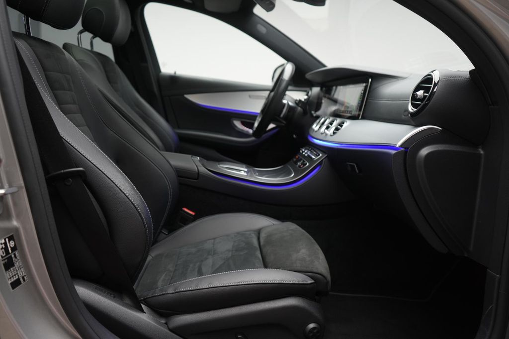 Mercedes-Benz E 300 2022