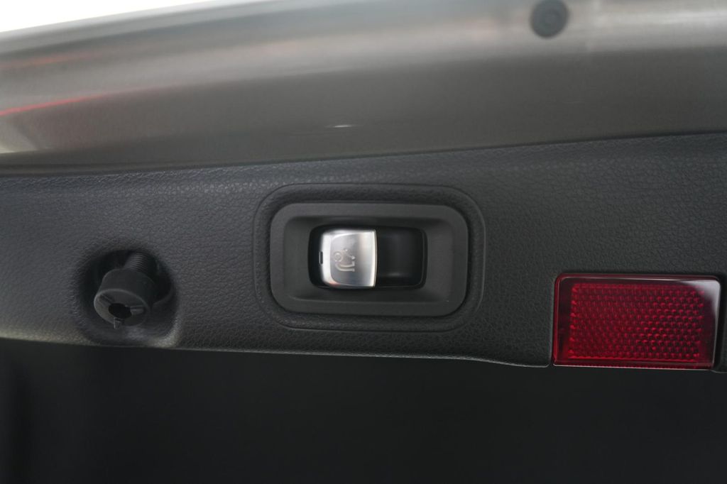 Mercedes-Benz E 300 2022