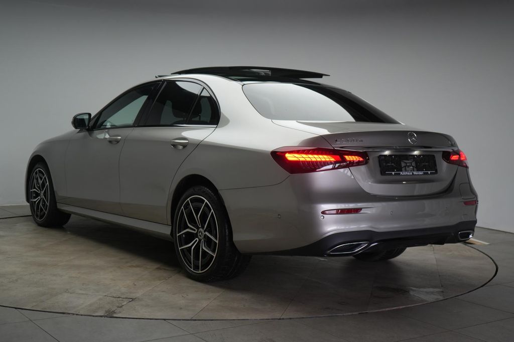 Mercedes-Benz E 300 2022