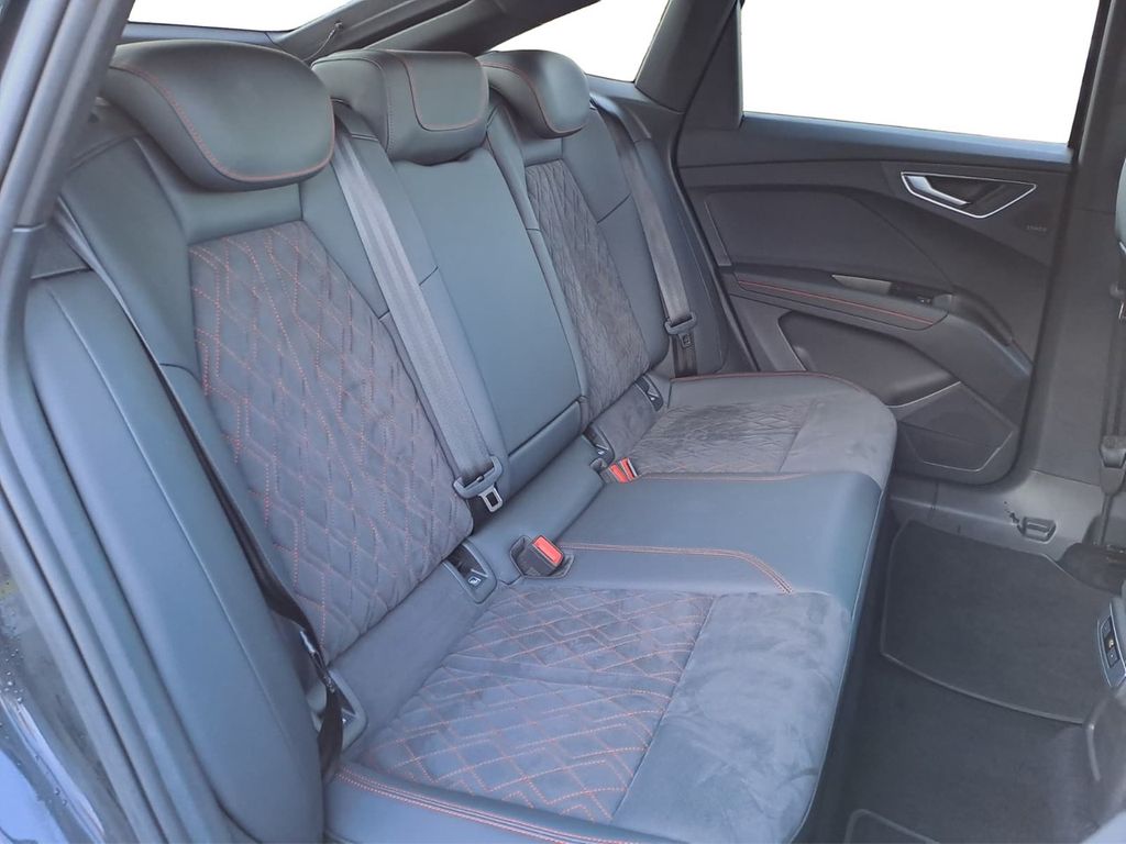 Audi Q4 e-tron 2023