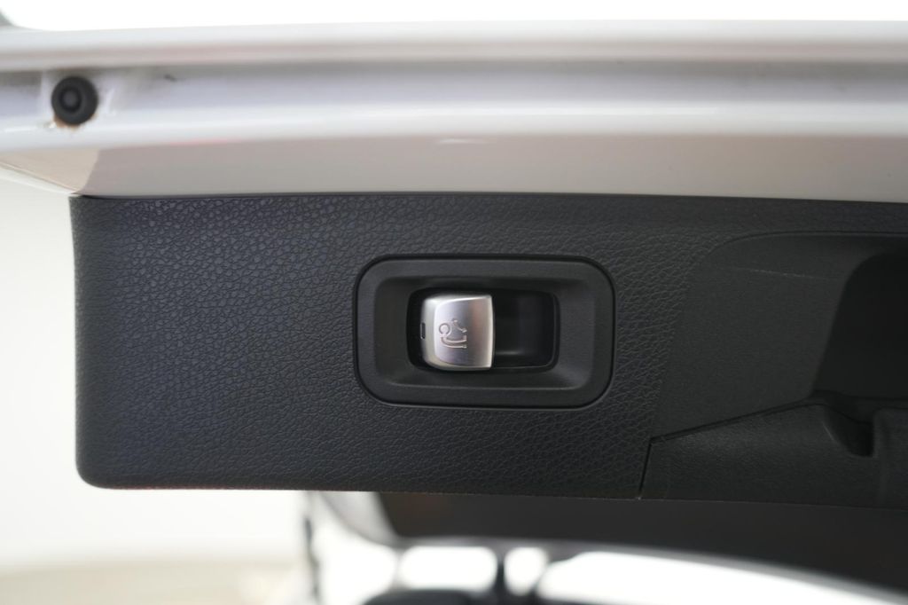 Mercedes-Benz E 300 2022