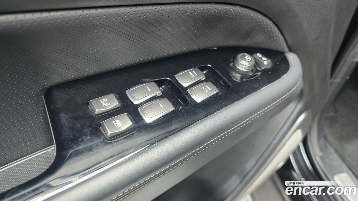 KG_Mobility_Ssangyong Rexton 2019