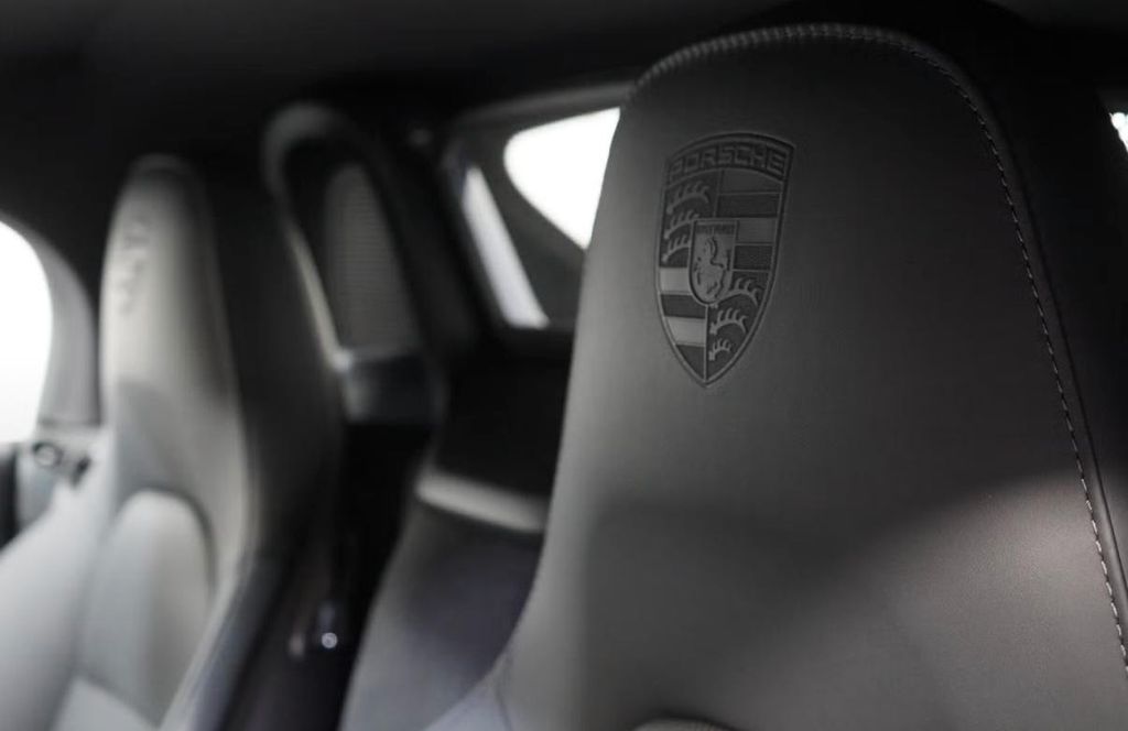 Porsche Boxster 2025