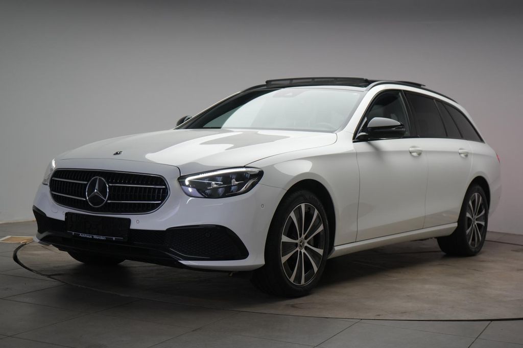 Mercedes-Benz E 300 2022
