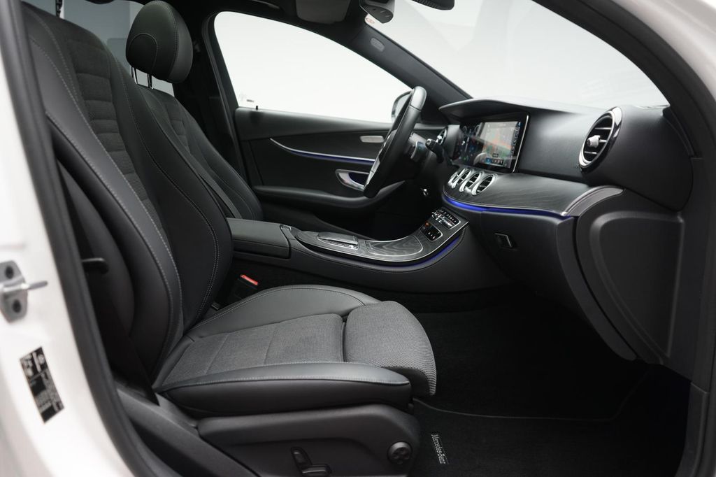 Mercedes-Benz E 300 2022