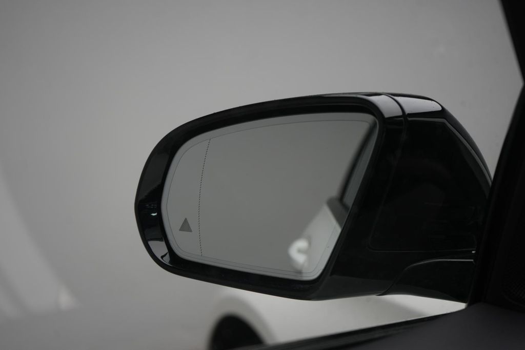 Mercedes-Benz E 300 2022