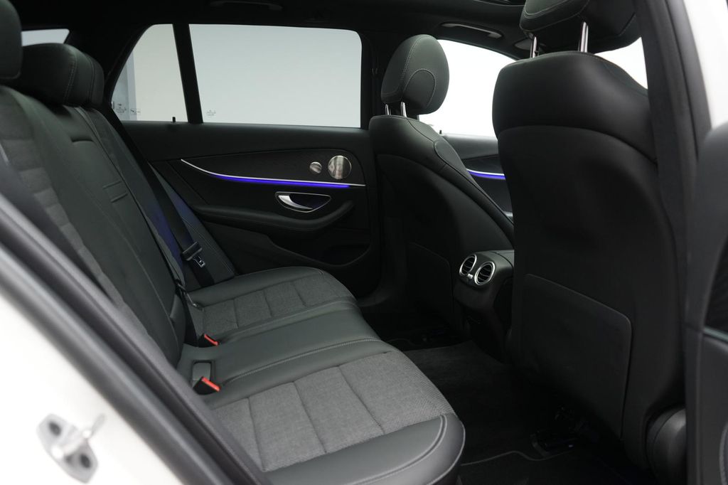 Mercedes-Benz E 300 2022