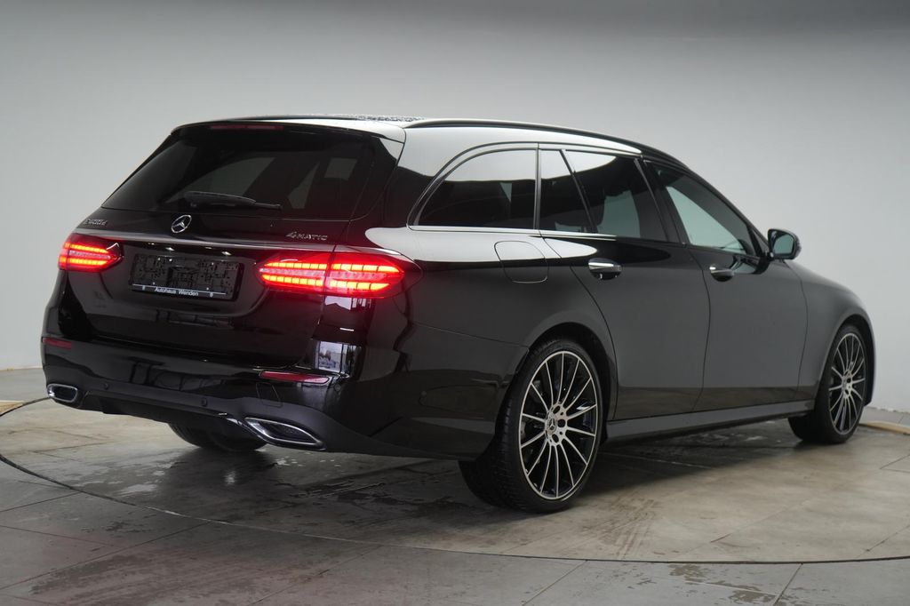 Mercedes-Benz E 400 2021