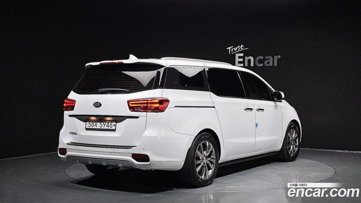 Kia Canival 2019