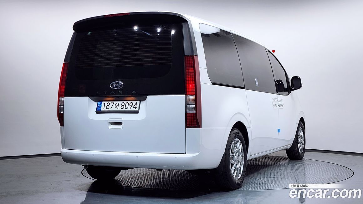 Hyundai Staria 2023