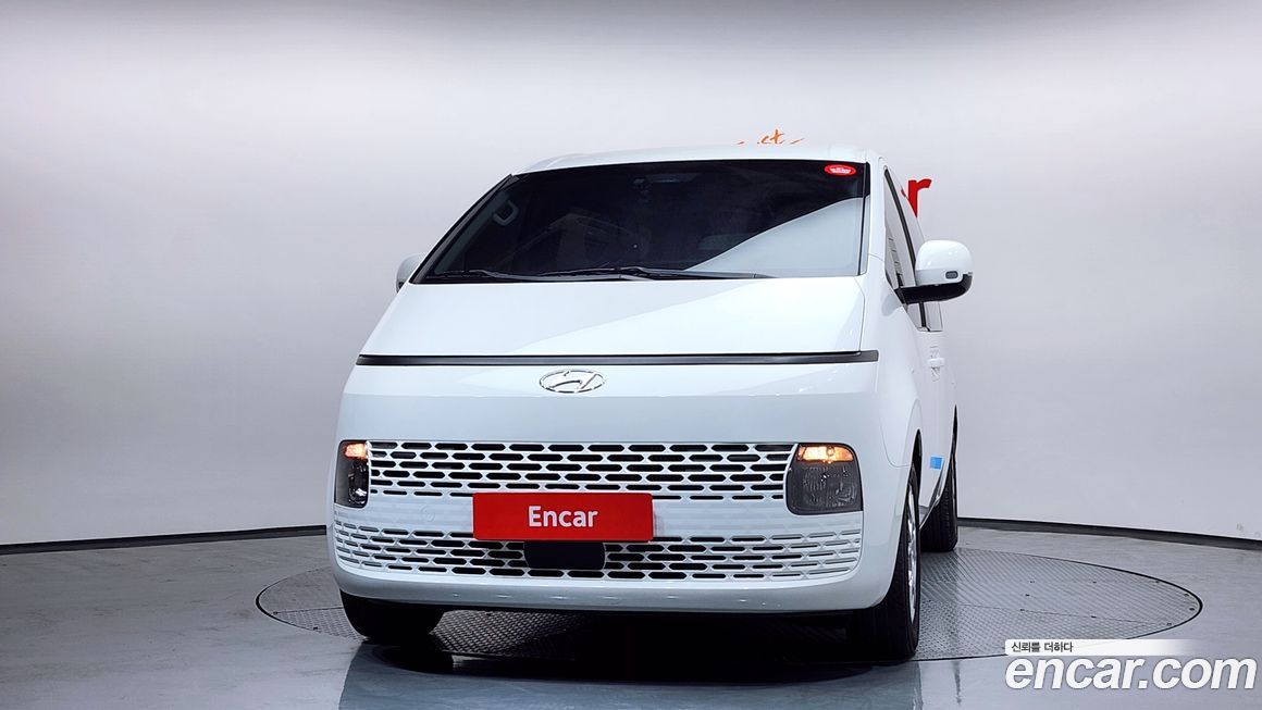 Hyundai Staria 2023