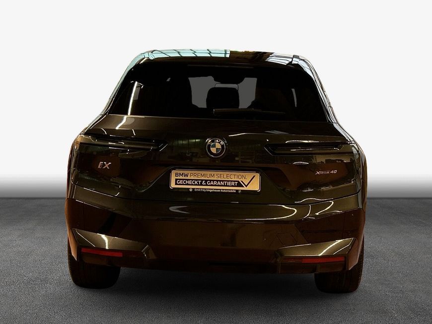 BMW iX 2023
