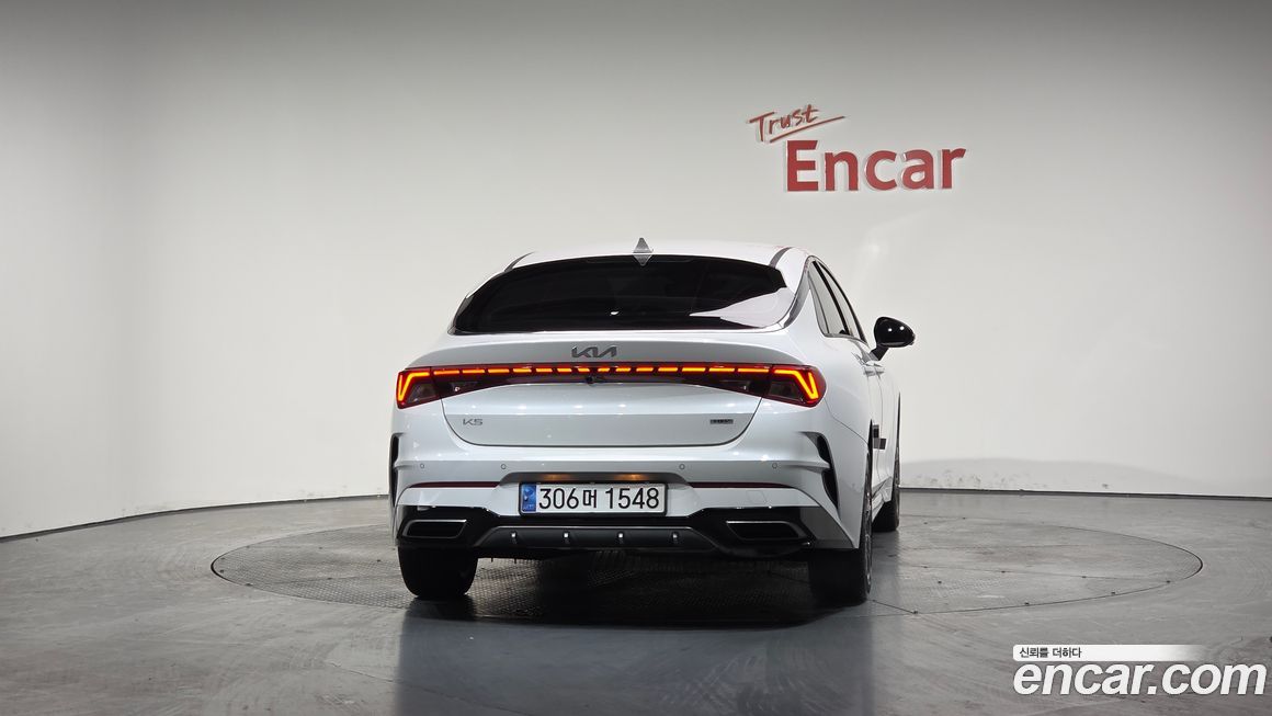Kia K5 2023