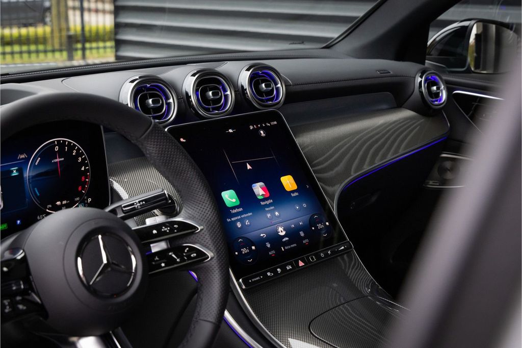 Mercedes-Benz GLC 300 2026