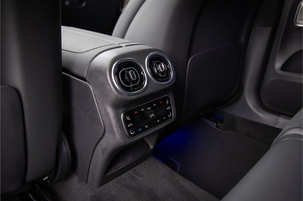 Mercedes-Benz GLC 300 2026