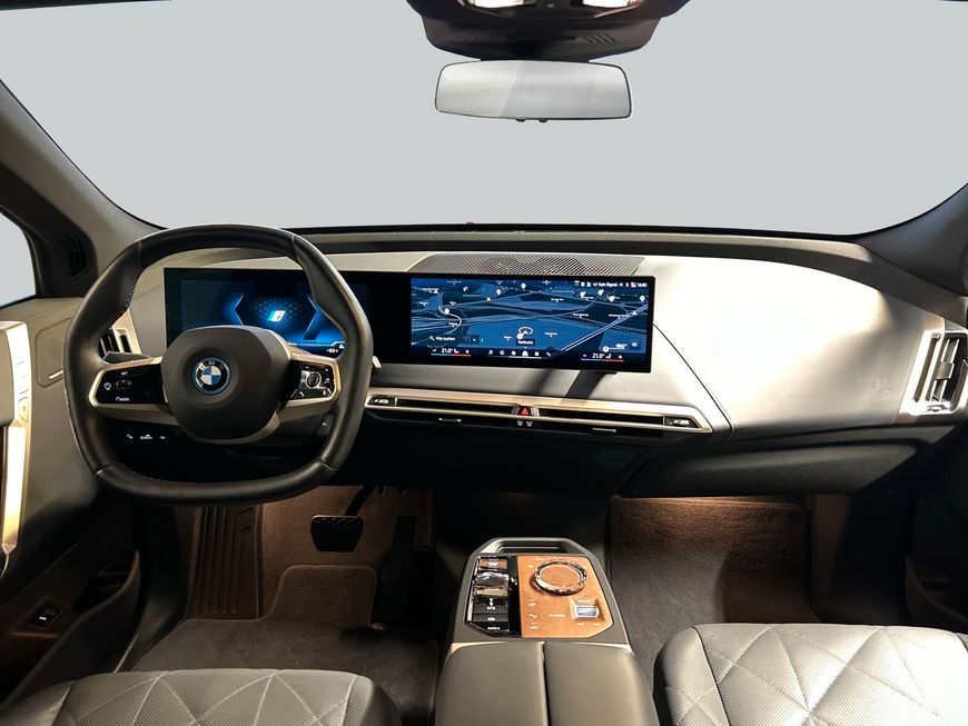 BMW iX 2023