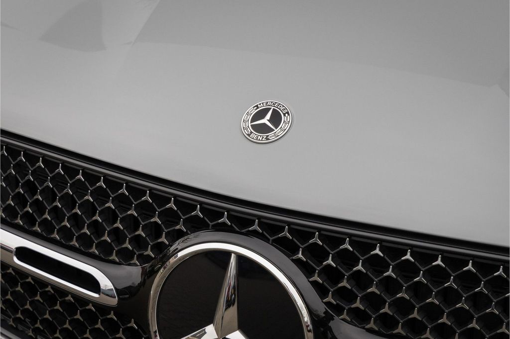 Mercedes-Benz GLC 300 2026