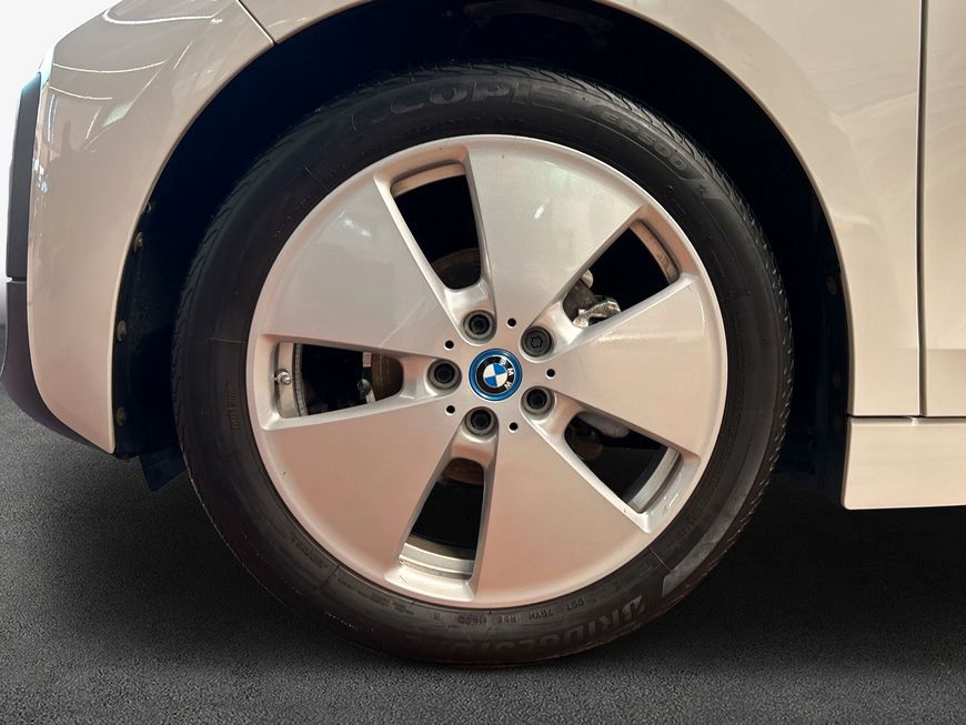 BMW i3 2022