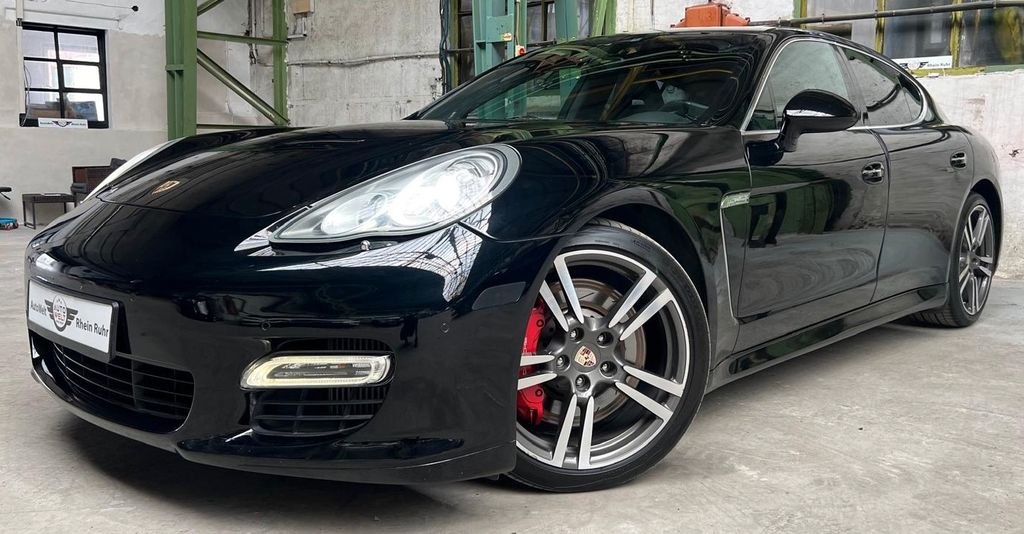 Porsche Panamera 2013