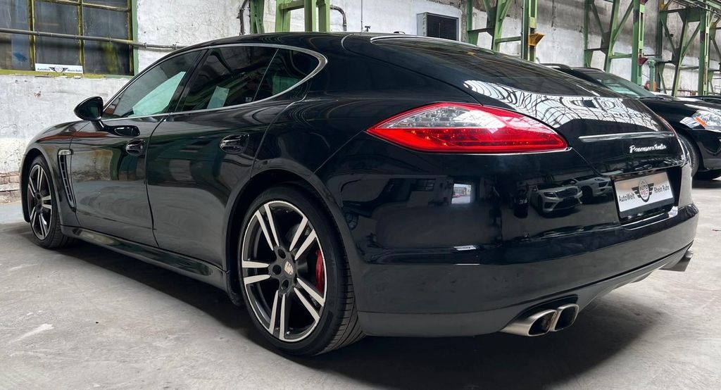 Porsche Panamera 2013
