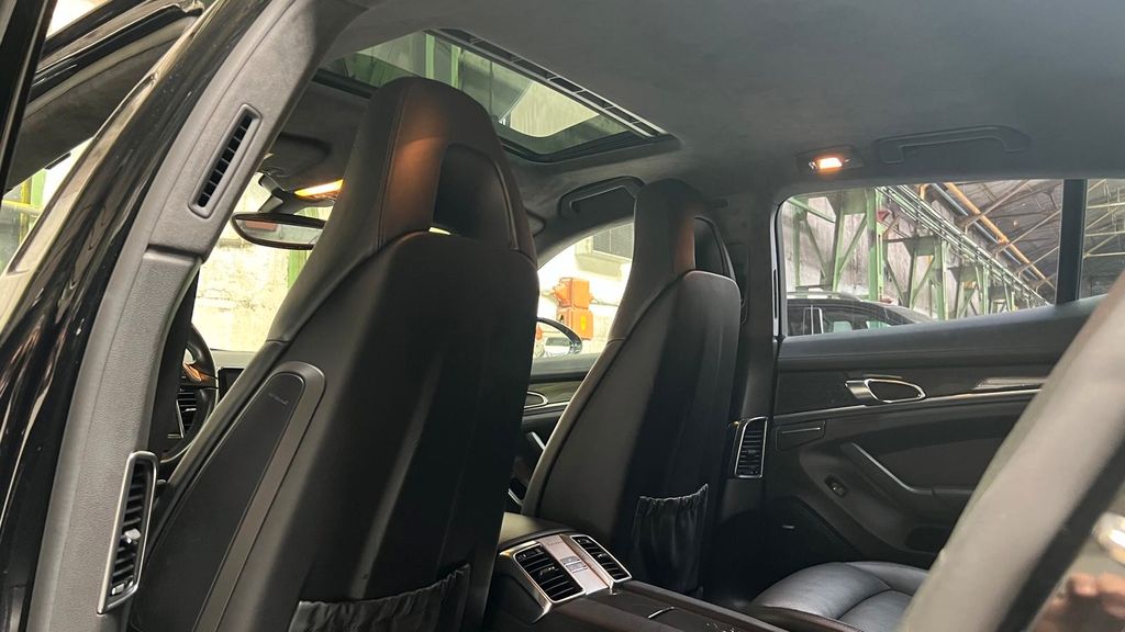 Porsche Panamera 2013