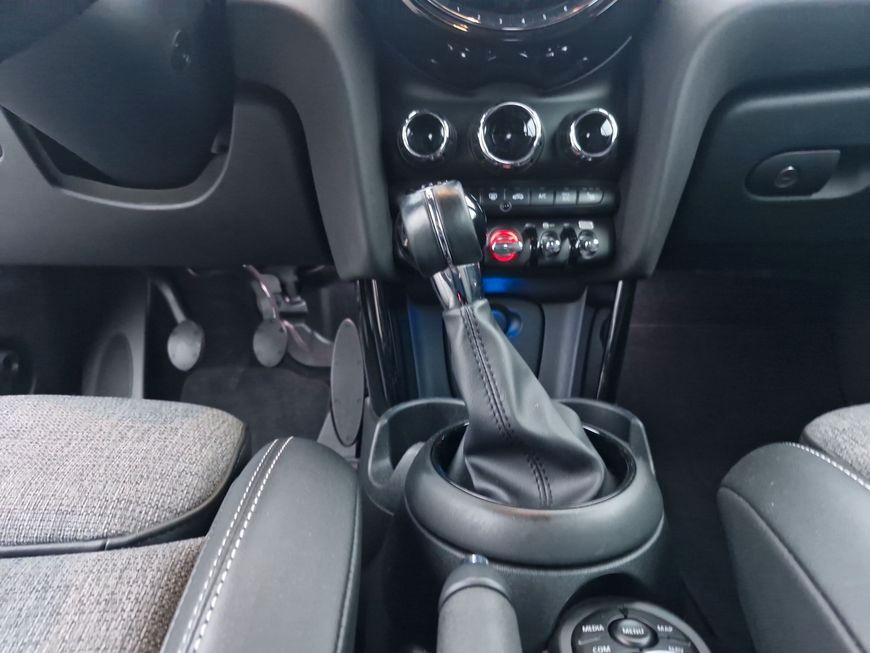 MINI Cooper Cabrio 2020