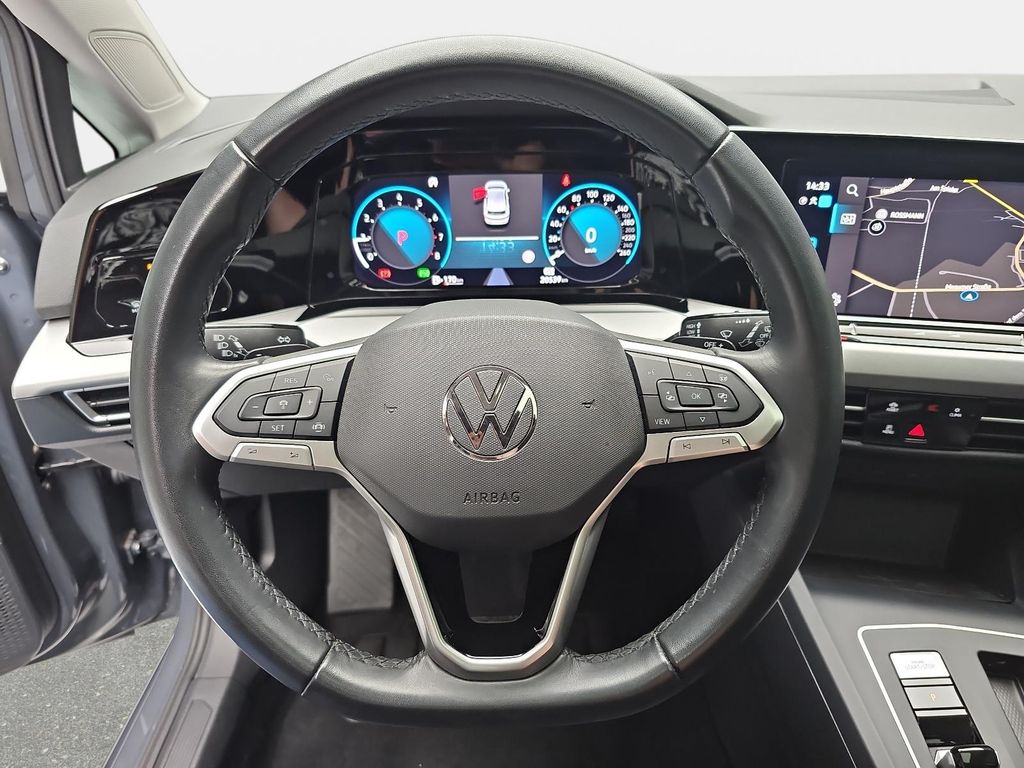 Volkswagen Golf 2024