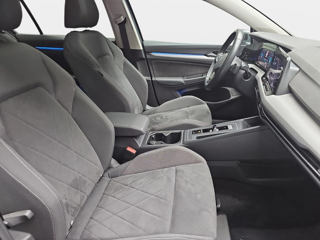 Volkswagen Golf 2024