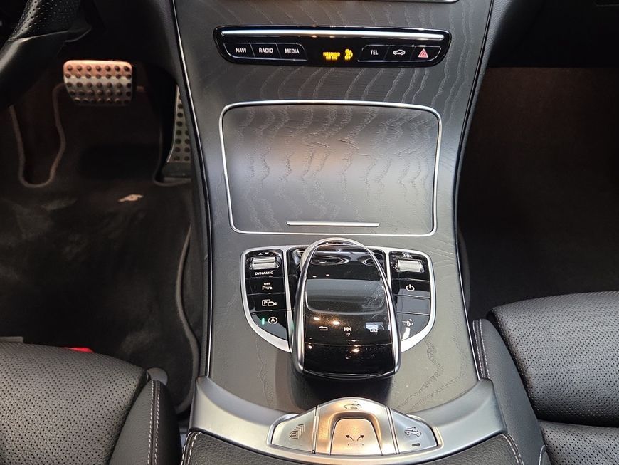 Mercedes-Benz C 300 2021