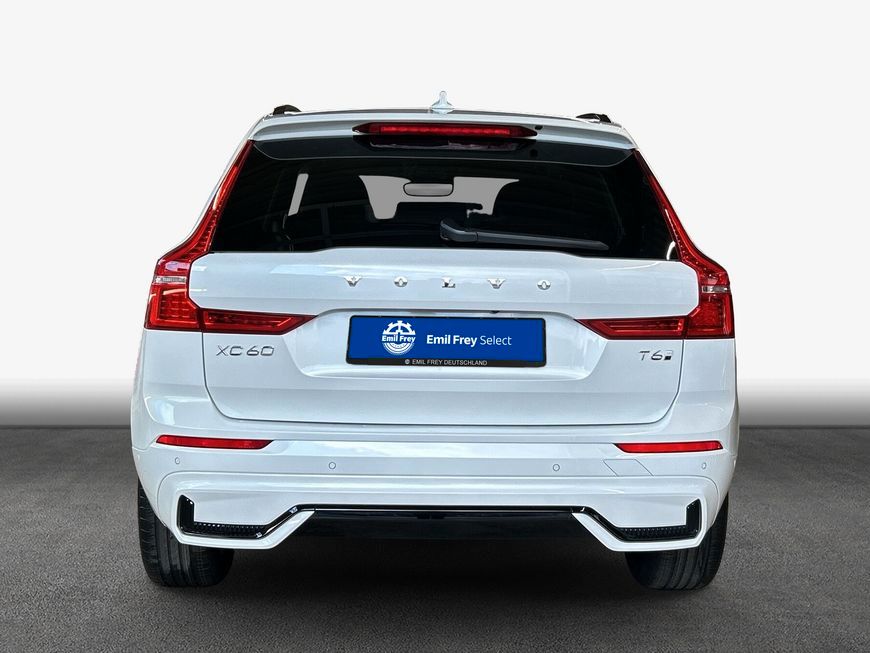 Volvo XC60 2025