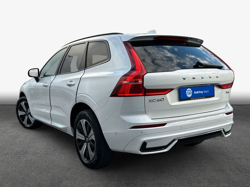 Volvo XC60 2025