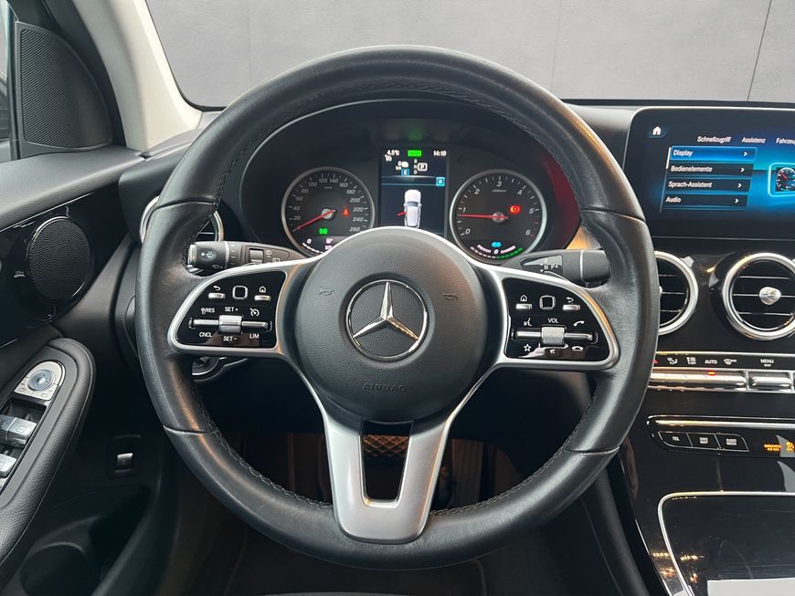Mercedes-Benz GLC 300 2021