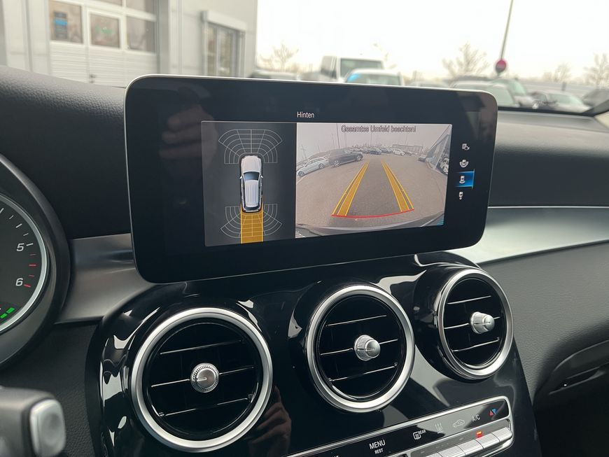 Mercedes-Benz GLC 300 2021