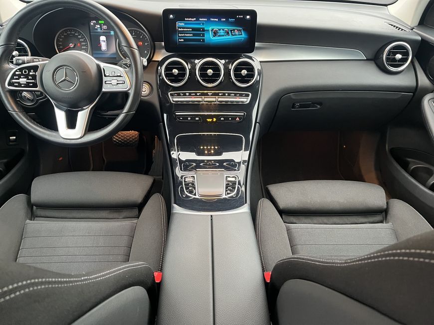 Mercedes-Benz GLC 300 2021