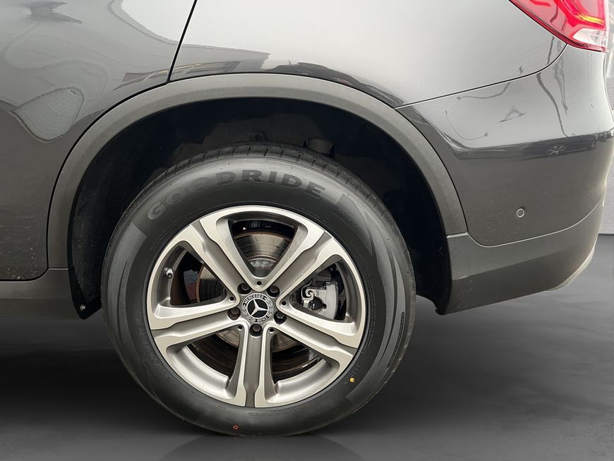 Mercedes-Benz GLC 300 2021