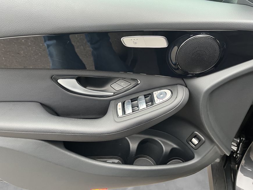 Mercedes-Benz GLC 300 2021