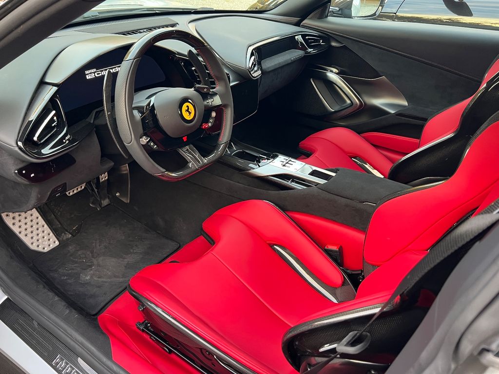 Ferrari 12Cilindri 2025