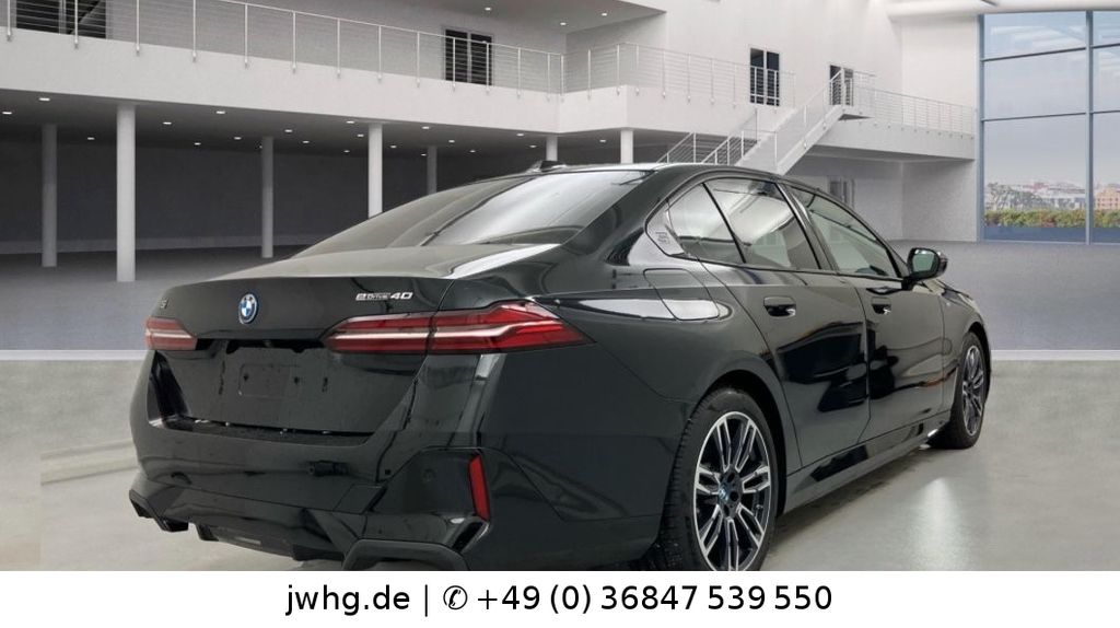 BMW i5 2024