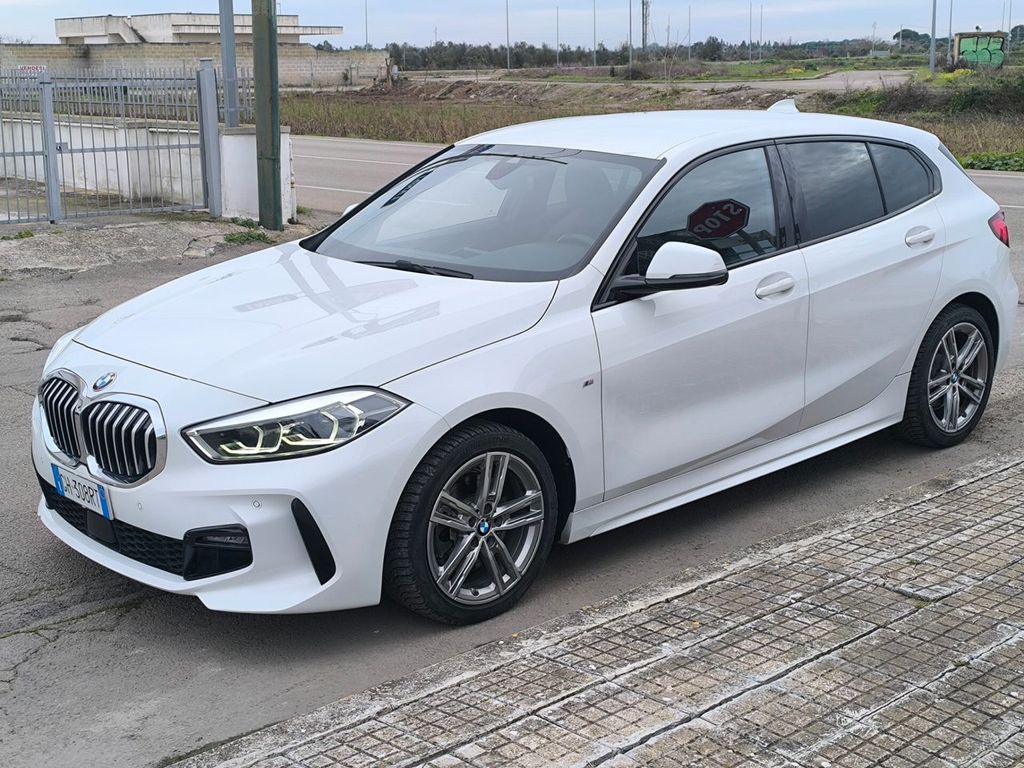 BMW 116 2022