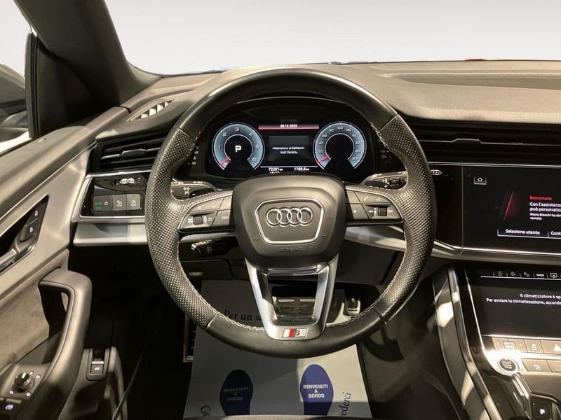Audi Q8 2022