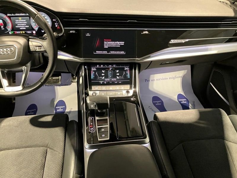 Audi Q8 2022