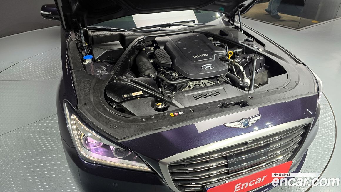 Hyundai Genesis 2016