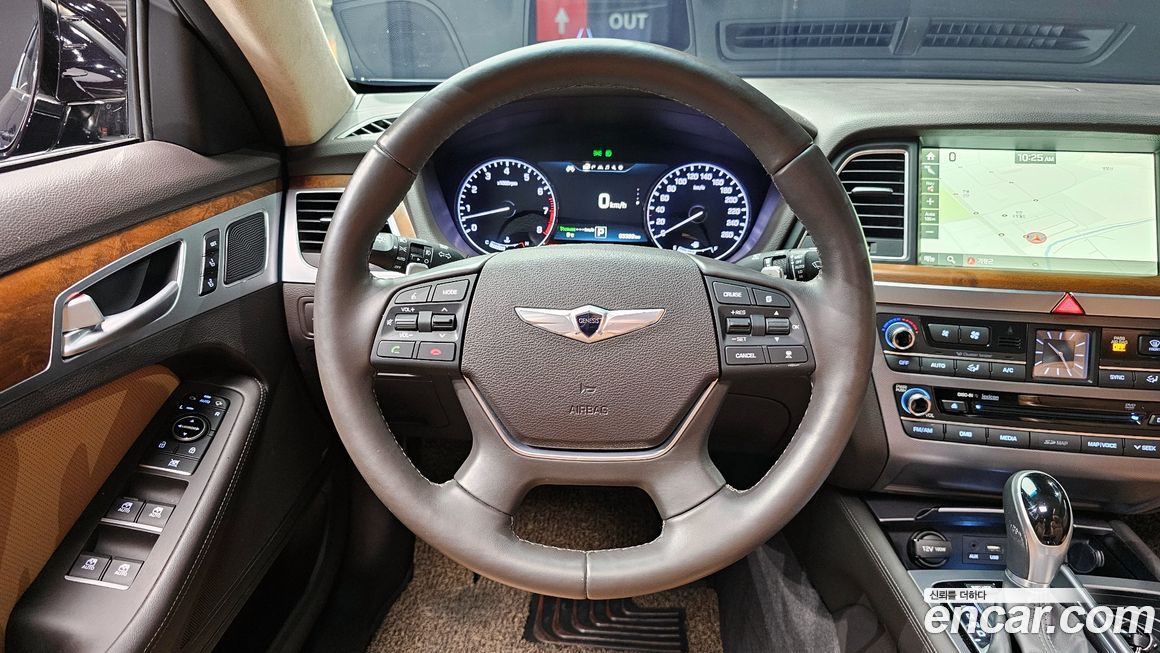 Hyundai Genesis 2016