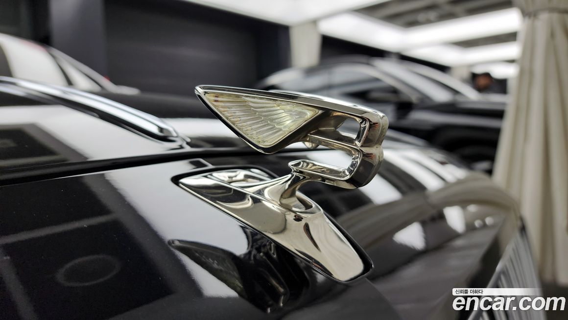 Bentley Flying Spur 2023